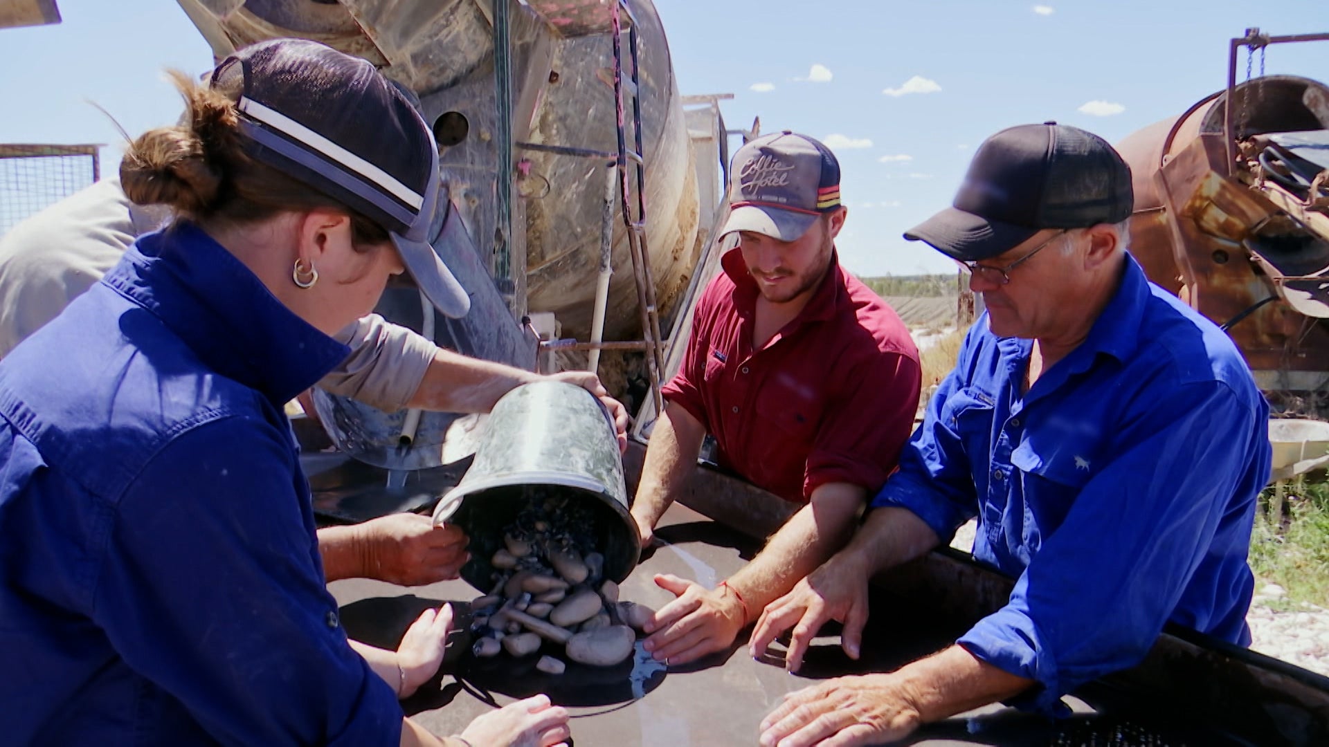 Outback Opal Hunters Season 7 Episode 19 Good, Bad and Overcooked