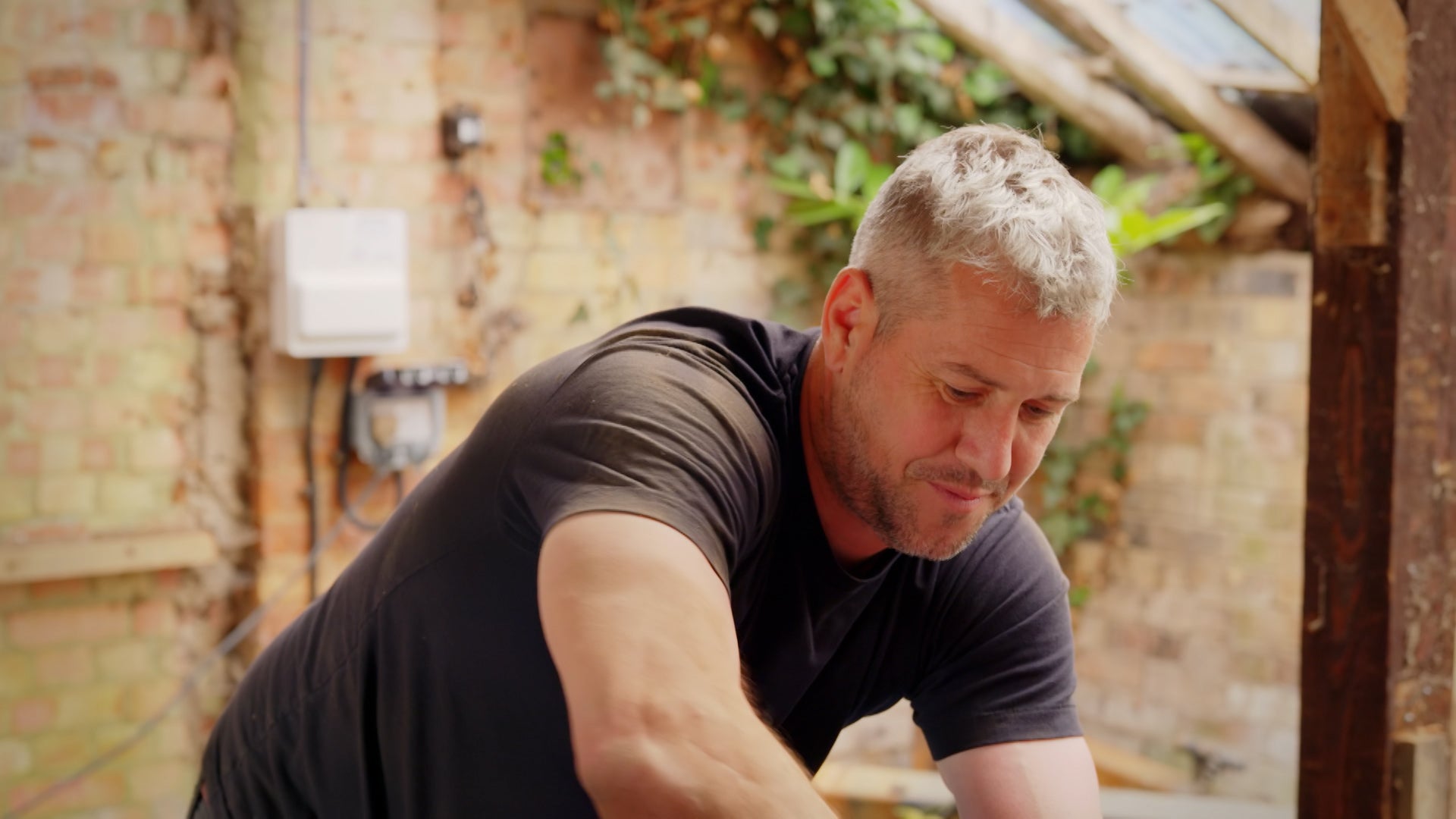 Ant Anstead: Born Mechanic Season 1 Episode 4 Lotus Elan: A Labour of Love
