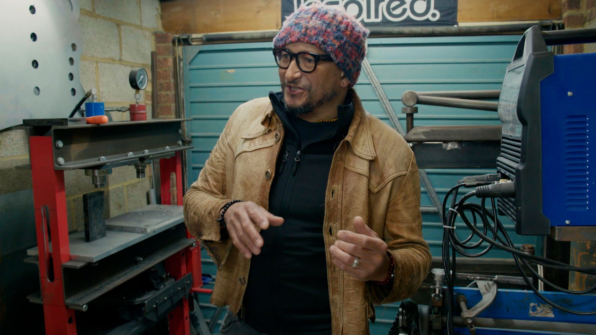 Shed And Buried: Classic Cars Season 1 Episode 8 Jaguar E-Type