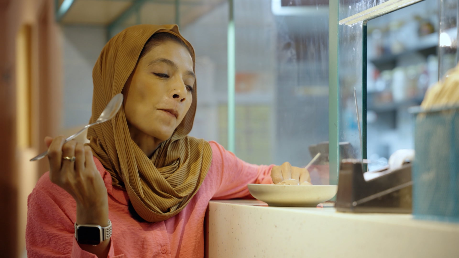 Ditch The Silver Season 1 Episode 10 Ditch the Silver in Jumeirah Lake Towers