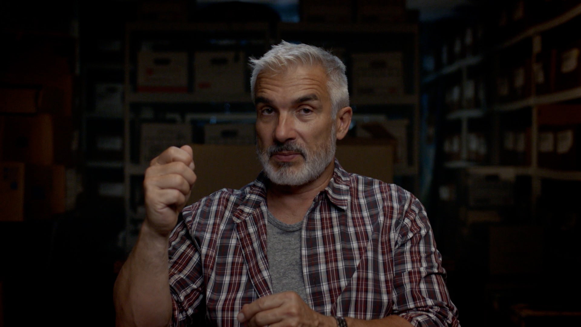 غولد، لايز & فيديوتيب الموسم 1 الحلقة 6 فائض الأدلة