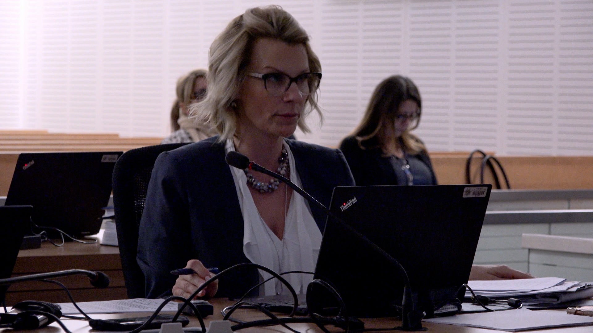 تو شالو غرايفز الموسم 1 الحلقة 4 صدى الصحراء