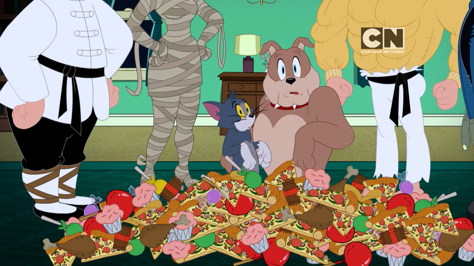 The Tom and Jerry Show Season 3 Episode 156 Costume Party Smarty