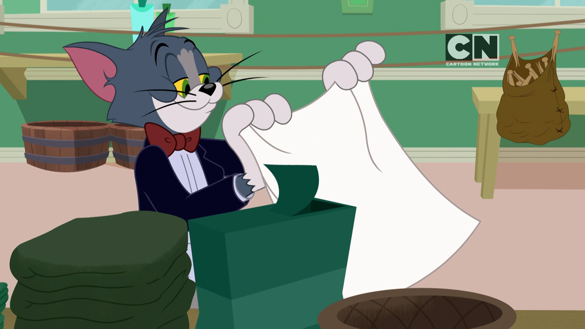 The Tom and Jerry Show Season 4 Episode 231 Chutes and Tatters