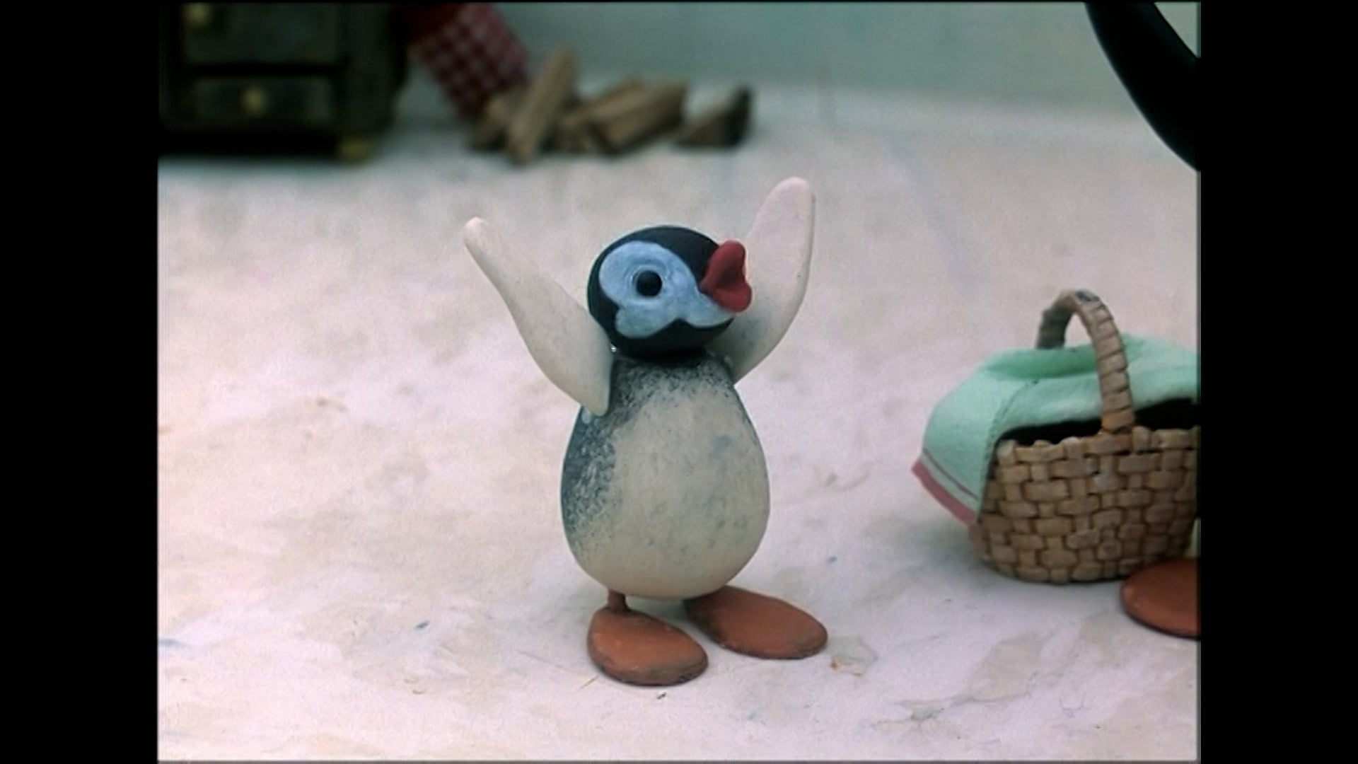 ذا بينغو شو الموسم 1 الحلقة 31 بينغو اند ذا بروكن فيز / بينغوز فيرست كيس