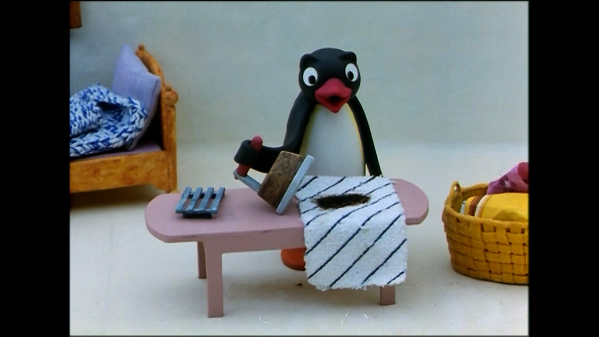 ذا بينغو شو الموسم 1 الحلقة 65 بينغو إن ذا كايف/ بينغوز كورلينغ بارتي