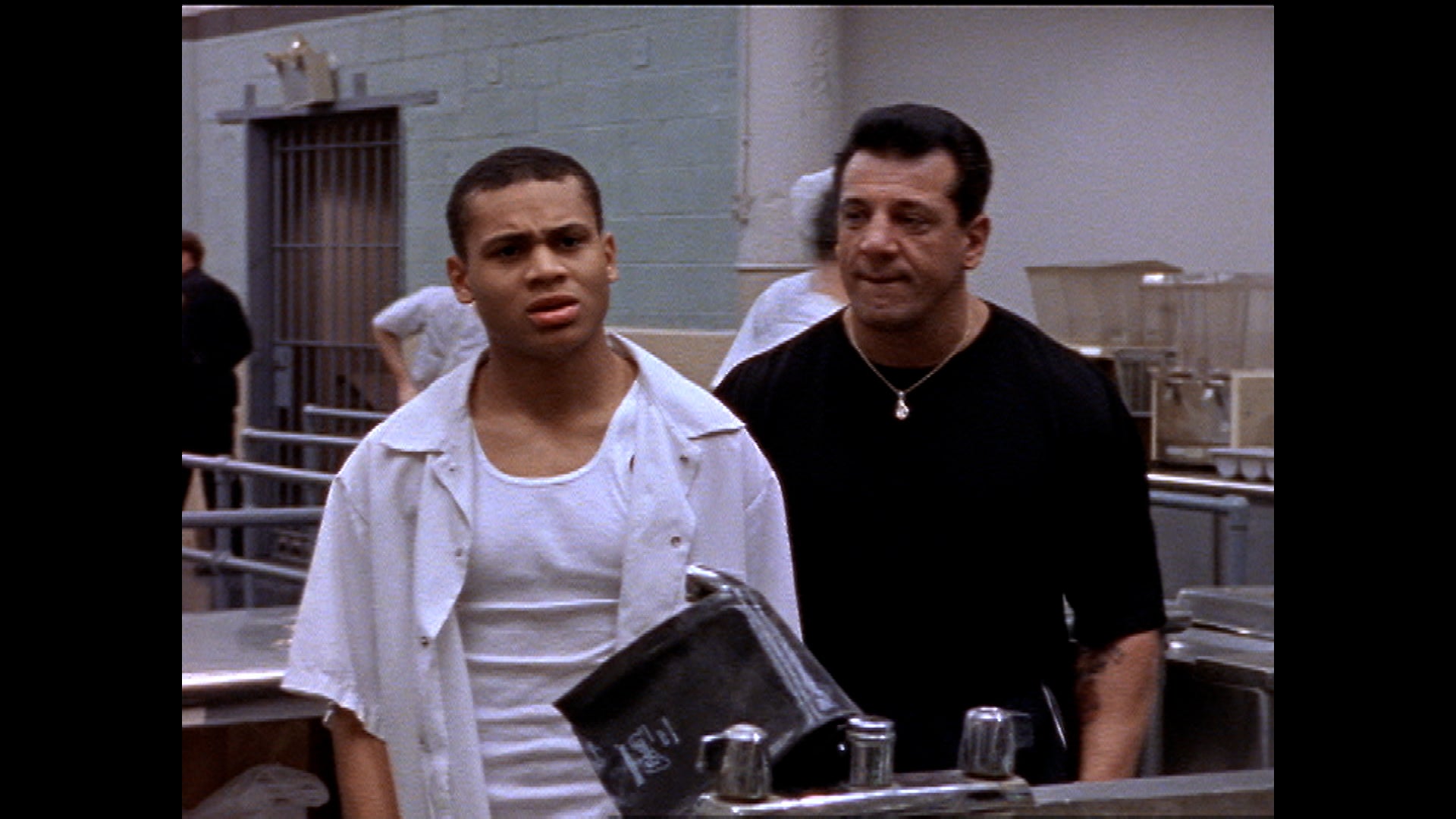 Oz Season 3 Episode 2 Napoleon's Boney Parts