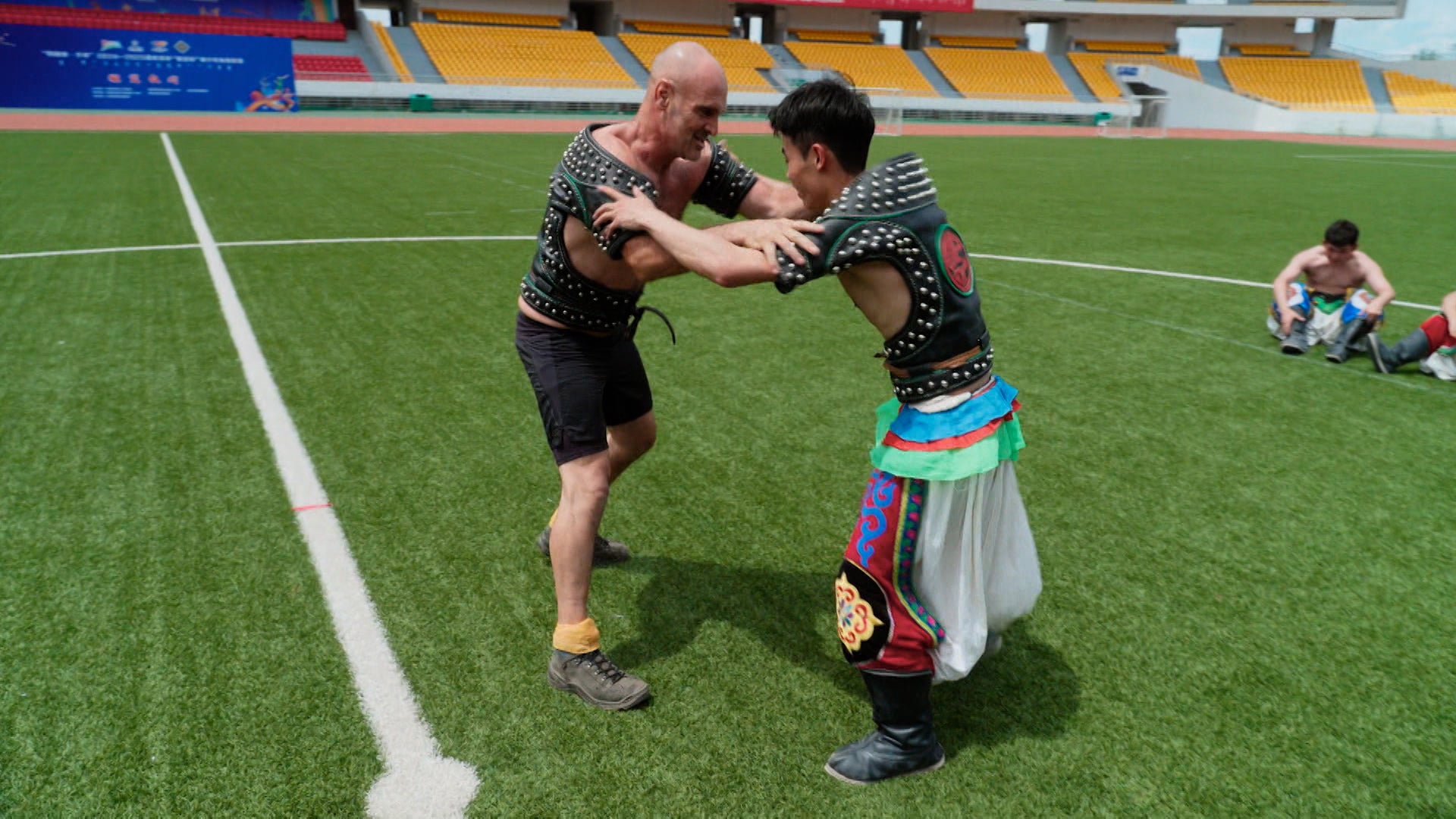 إيد ستافوردس ؤايت أوف باسيج الموسم 1 الحلقة 4 منغوليا الداخلية