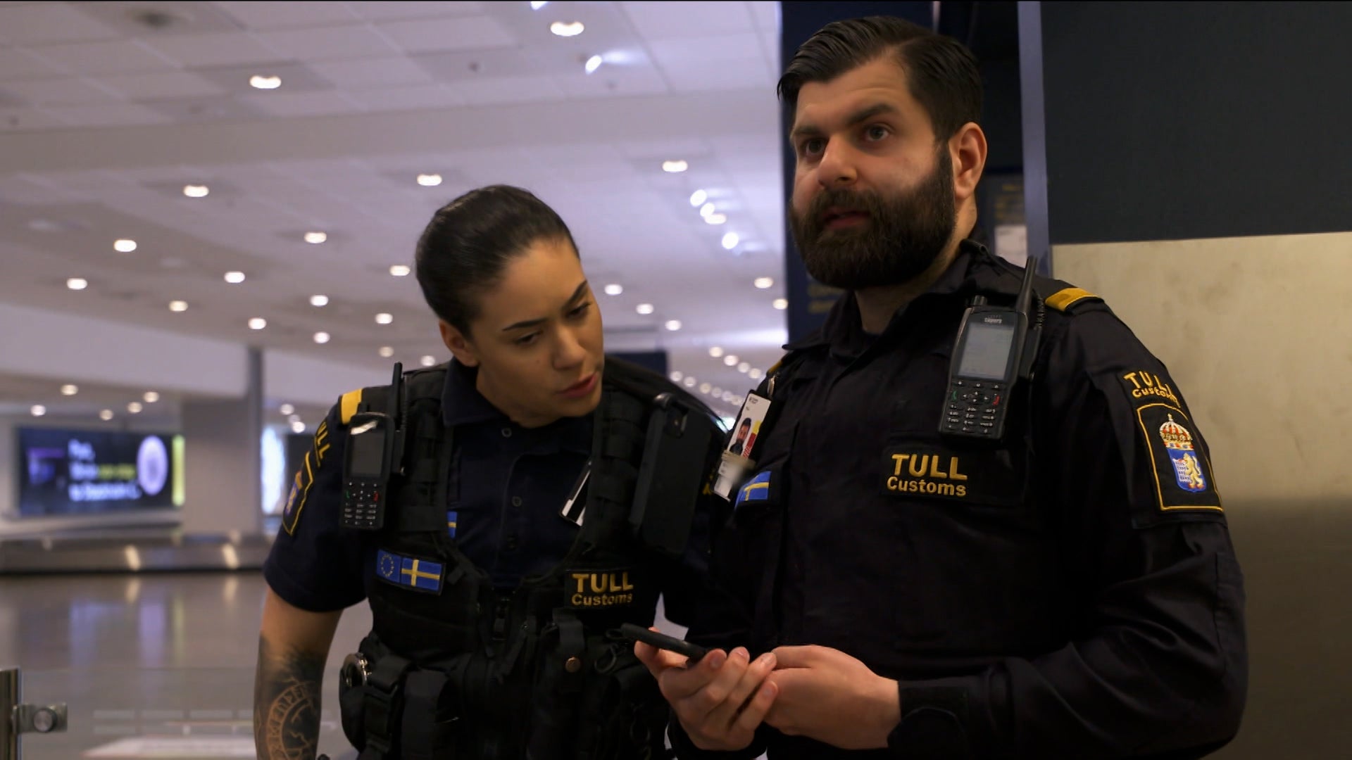 بوردر كنترول: سويدن الموسم 1 الحلقة 1 سيارة مليئة بالكحول